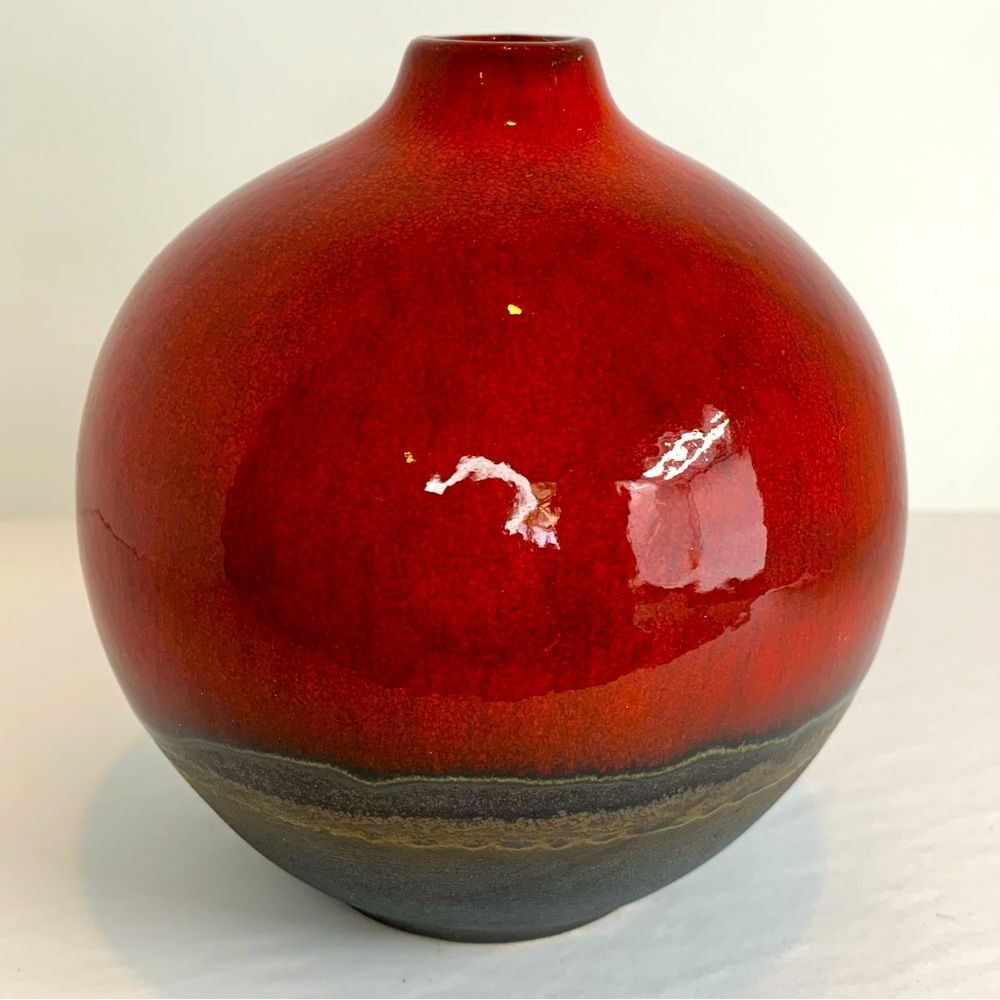Gorgeous Red/Black Crate&Barrel Bud Vase